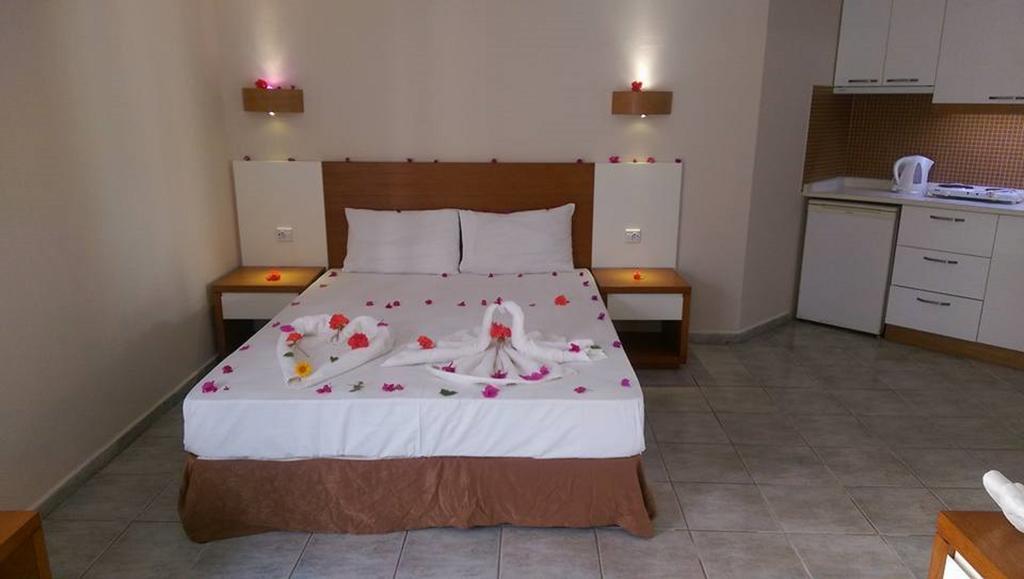 Siesta Beach Apartment Bodrum Esterno foto