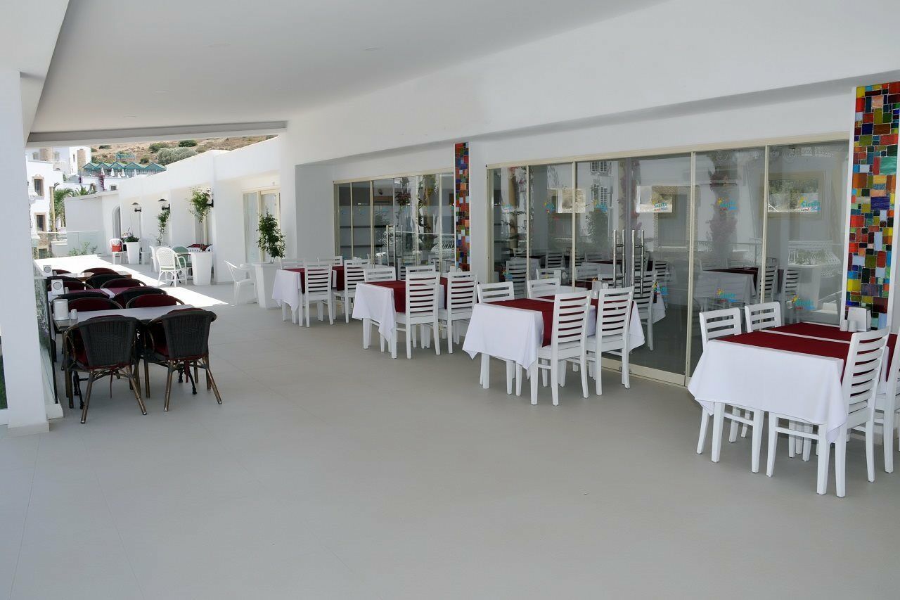 Siesta Beach Apartment Bodrum Esterno foto